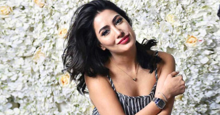 Mehwish Hayat Height Weight Bra Size Age Biography