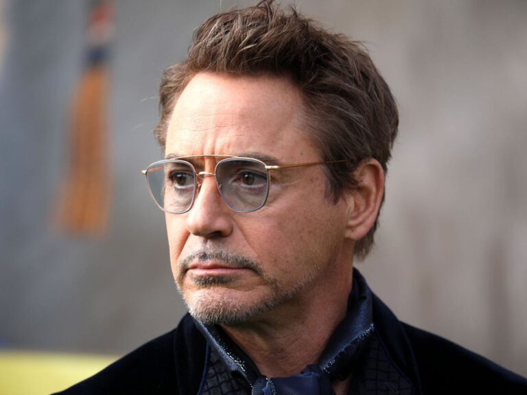 Robert Downey Jr Height Weight Age Girlfriend Body Statistics Biography