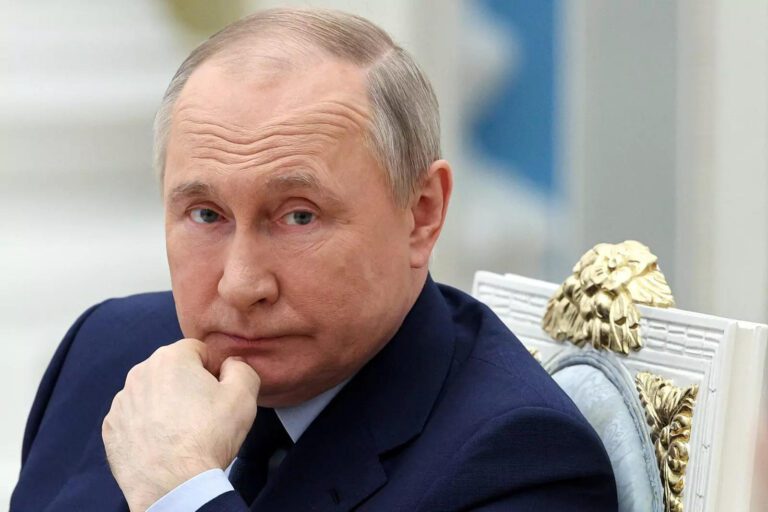 Vladimir Putin Height Weight Age Wife Children Family Biography