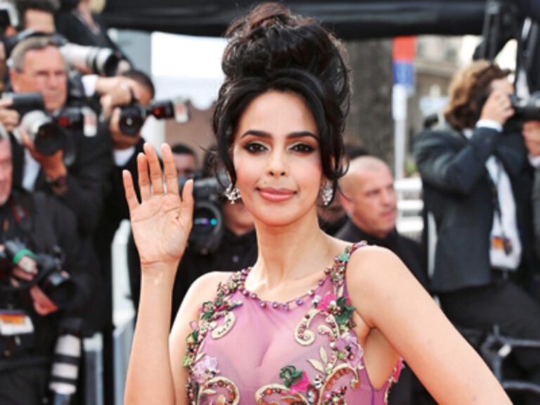 Mallika Sherawat