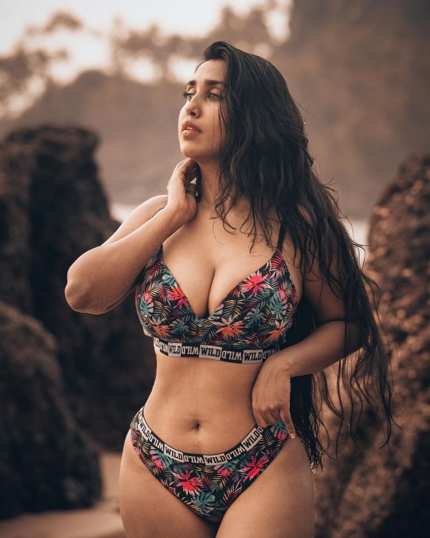 Scarlett Rose Measurements Height Weight Bra Size Age Affair Family Bio & Facts