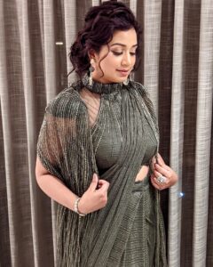 Shreya Ghoshal Height Weight Bra Size Age