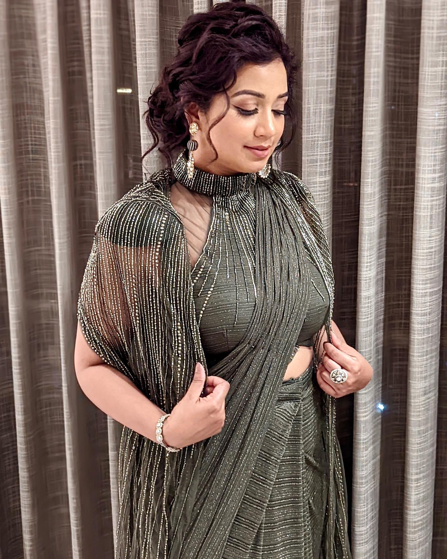 Shreya Ghoshal Height Weight Bra Size Age