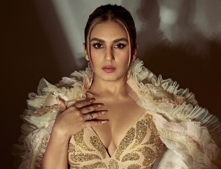 Huma Qureshi Height Weight Age Bra Size Affairs Family Biography