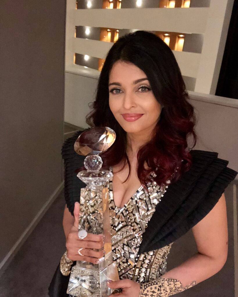 Aishwarya Rai Bachchan Height Weight Age Bra Size Affairs Family Biography