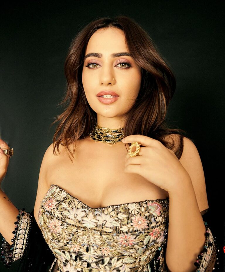 Kusha Kapila Height Weight Age Bra Size Affairs Family Biography