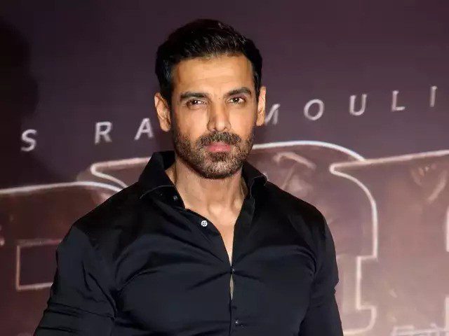 John Abraham Height Age Girlfriend Wife Family Biography