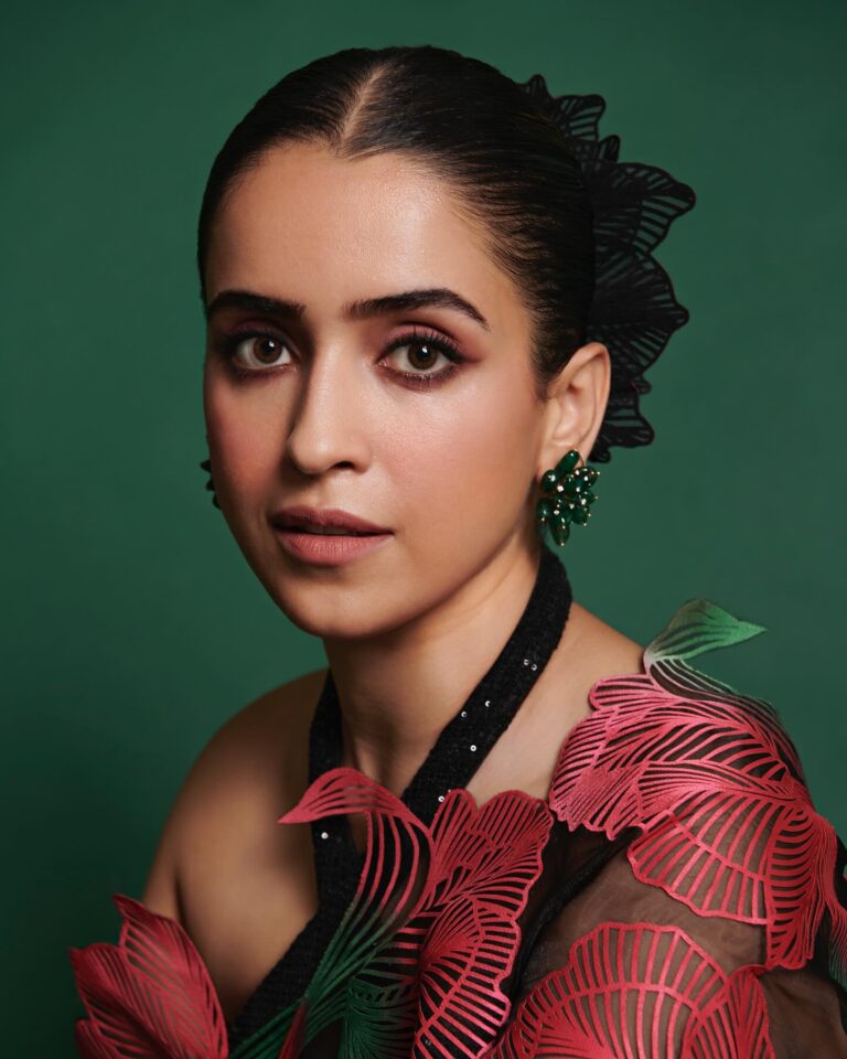 Sanya Malhotra Age Boyfriend Husband Family Biography